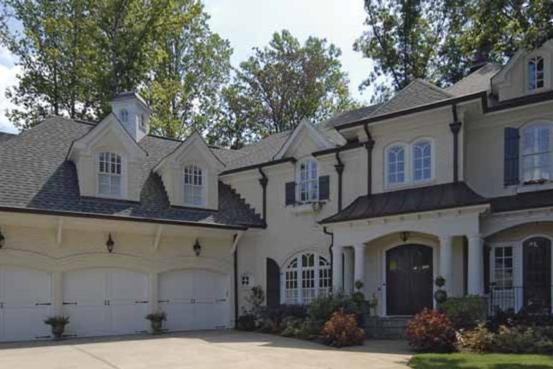 Dream House Plan - Traditional Exterior - Front Elevation Plan #54-322