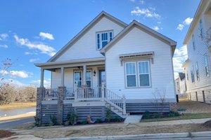 Traditional Exterior - Front Elevation Plan #69-392