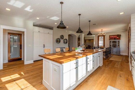 Interior - Kitchen 3 for Country House Plan #70-1488 - 5 bed, 4.5 bath