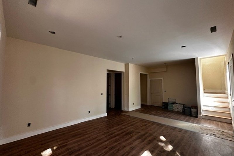 House Design - Photo 25 for Contemporary House Plan #932-1032 - 3 bed, 2 bath
