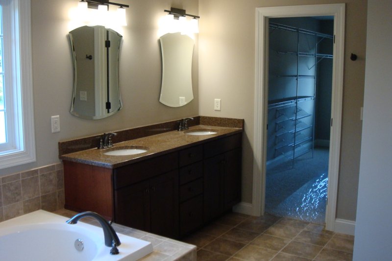 Dream House Plan - Photo 3 for Traditional House Plan #20-1788 - 4 bed, 4 bath