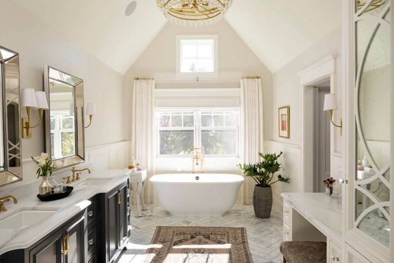 House Plan Design - Interior - Master Bathroom 1 for Farmhouse House Plan #51-1566 - 4 bed, 3.5 bath