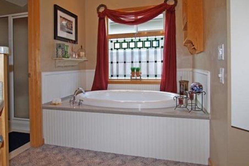 Home Plan - Photo 4 for Farmhouse House Plan #124-415 - 3 bed, 2 bath