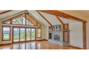 Interior - Family Room 1 for Craftsman House Plan #124-988 - 3 bed, 2.5 bath