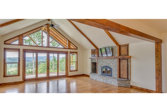 Interior - Family Room 1 for Craftsman House Plan #124-988 - 3 bed, 2.5 bath