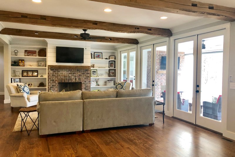 House Plan Design - Interior - Family Room 1 for Farmhouse House Plan #928-350 - 4 bed, 4 bath