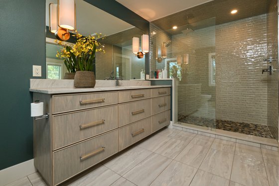 Interior - Master Bathroom for Cottage House Plan #928-397 - 4 bed, 4 bath