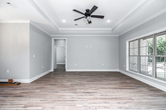 Interior - Family Room 2 for Ranch House Plan #430-93 - 4 bed, 2 bath