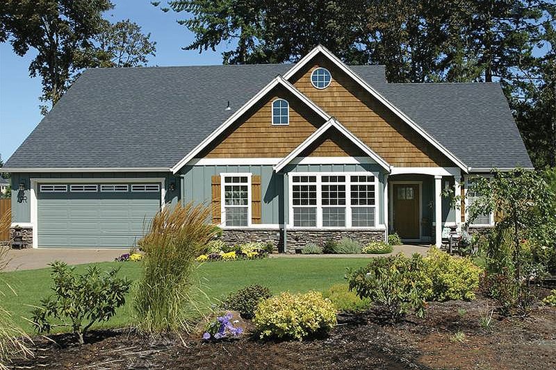 Home Plan - Front View - 2000 square foot Craftsman home