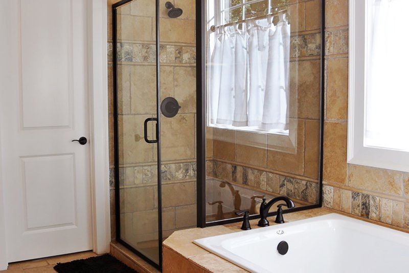 House Plan Design - Interior - Master Bathroom for Craftsman House Plan #437-60 - 4 bed, 3.5 bath