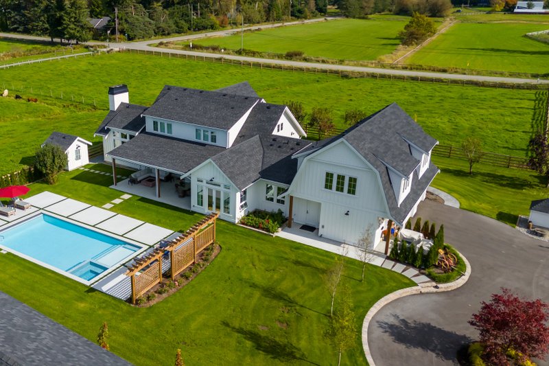 Dream House Plan - Photo 11 for Farmhouse House Plan #1086-2 - 4 bed, 3.5 bath