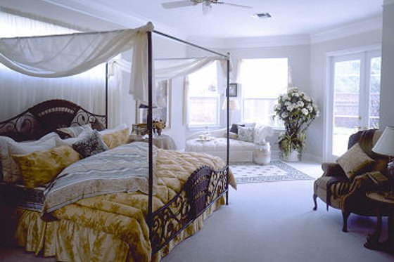Photo 4 for European House Plan #417-403 - 4 bed, 4 bath