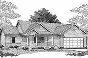 Traditional Style House Plan - 3 Beds 2 Baths 1274 Sq/Ft Plan #70-104 