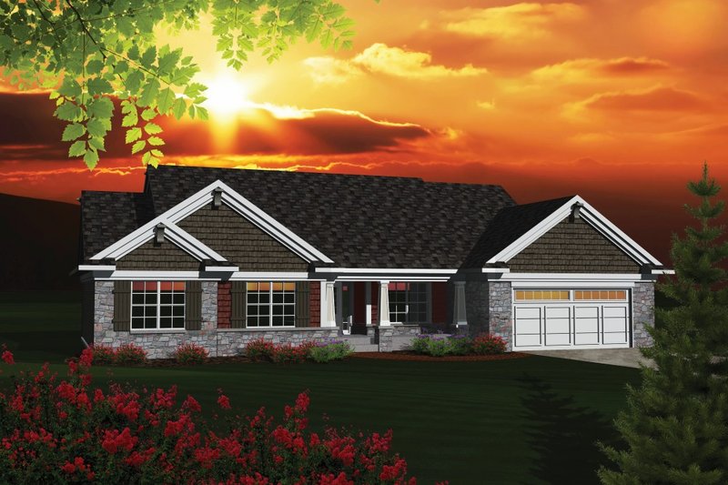 Dream House Plan - Traditional Exterior - Front Elevation Plan #70-1083