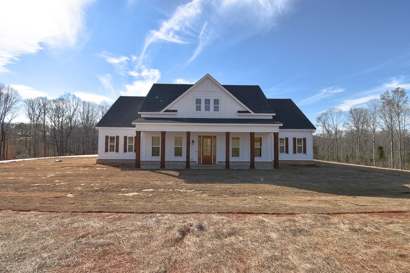 farmhouse-style-house-plan-4-beds-3-baths-2390-sq-ft-plan-430-215-dreamhomesource