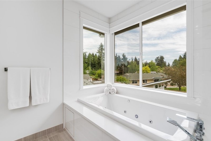 House Blueprint - Interior - Master Bathroom for Contemporary House Plan #1066-121 - 4 bed, 2.5 bath