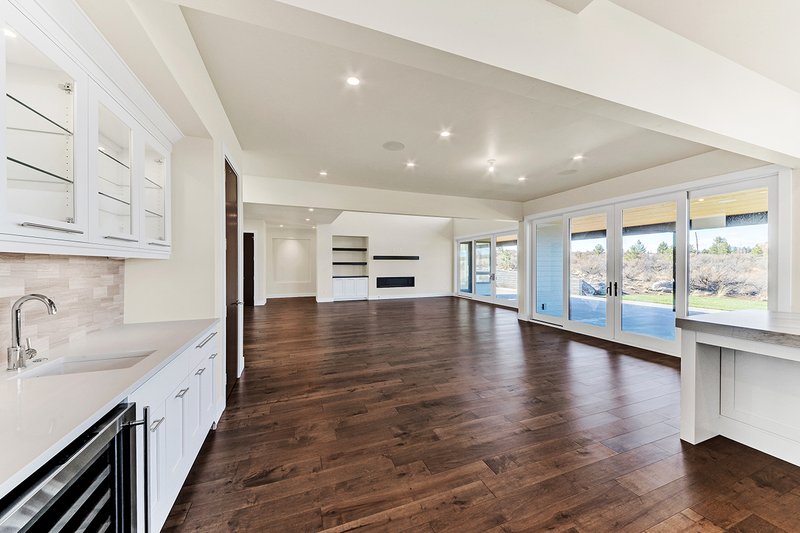 Home Plan - Interior - Dining Room for Contemporary House Plan #892-30 - 4 bed, 4.5 bath