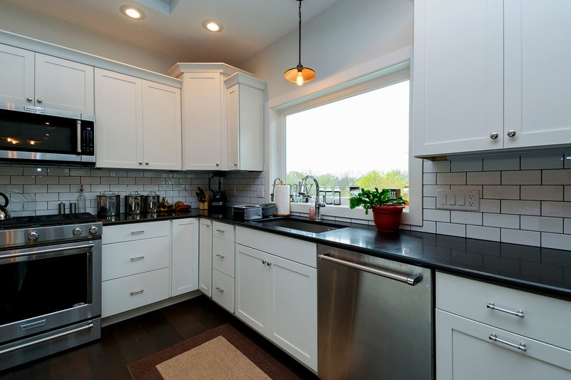 Architectural House Design - Interior - Kitchen for Ranch House Plan #70-1464 - 2 bed, 2 bath