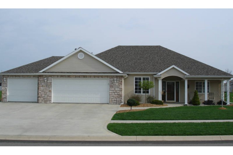 Home Plan - Ranch Exterior - Front Elevation Plan #1064-8