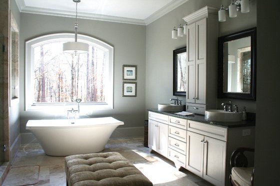 Interior - Master Bathroom for Craftsman House Plan #929-889 - 4 bed, 3 bath