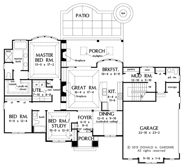 Architectural House Design - Country Floor Plan - Main Floor Plan #929-985