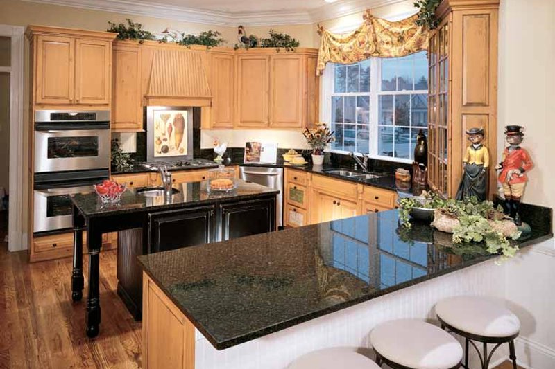 Architectural House Design - Interior - Kitchen for Classical House Plan #429-85 - 4 bed, 3.5 bath