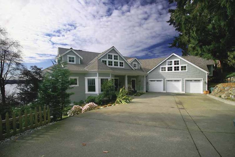 Home Plan - Exterior - Front Elevation for Craftsman House Plan #132-485 - 4 bed, 4.5 bath