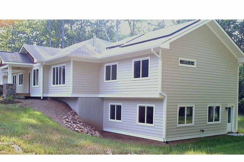 Dream House Plan - Exterior - Front Elevation 3 for Ranch House Plan #939-8 - 3 bed, 2.5 bath
