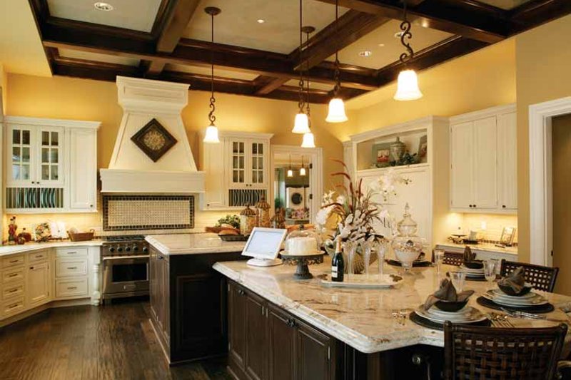 Architectural House Design - Interior - Kitchen for Prairie House Plan #132-354 - 4 bed, 6 bath