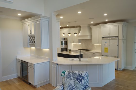 Interior - Kitchen 2 for Southern House Plan #20-254 - 4 bed, 3.5 bath