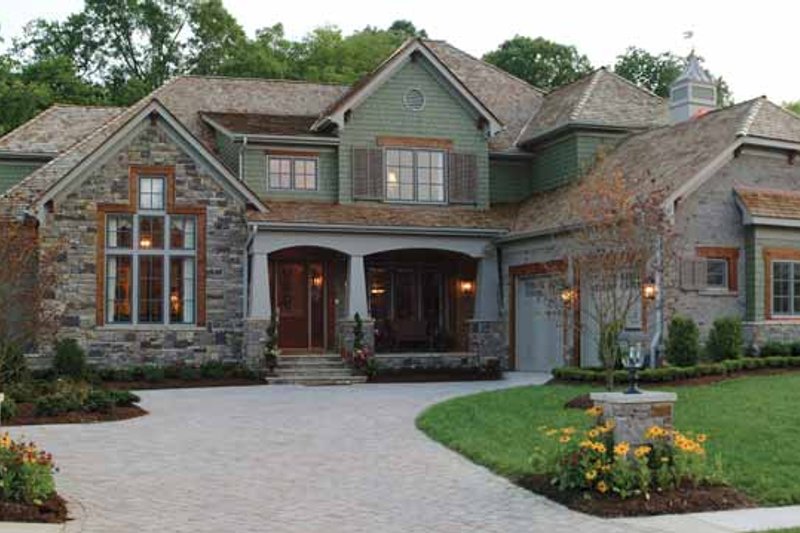 Dream House Plan - Craftsman Exterior - Front Elevation Plan #453-382