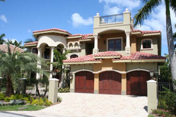 Photo 2 for Mediterranean House Plan #420-191 - 6 bed, 7.5 bath