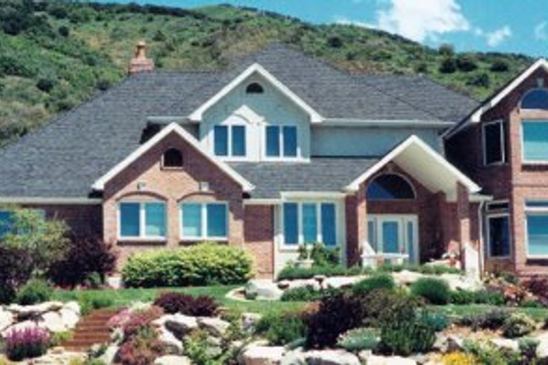 Dream House Plan - Traditional Exterior - Front Elevation Plan #5-208