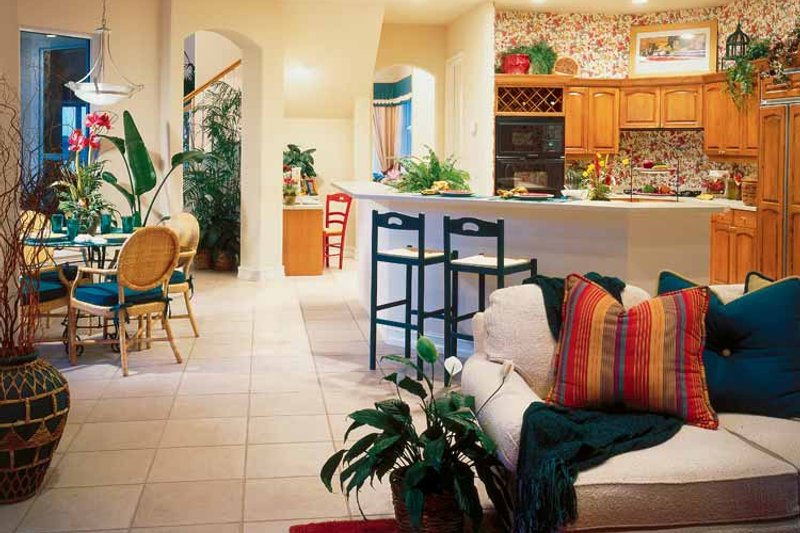 Dream House Plan - Interior - Kitchen for Mediterranean House Plan #930-50 - 4 bed, 3.5 bath