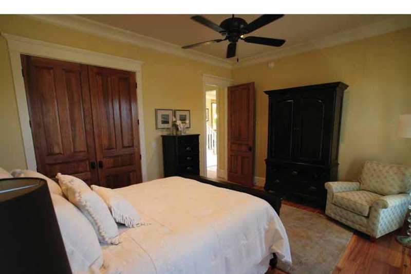 House Plan Design - Interior - Bedroom for Craftsman House Plan #37-279 - 5 bed, 4 bath
