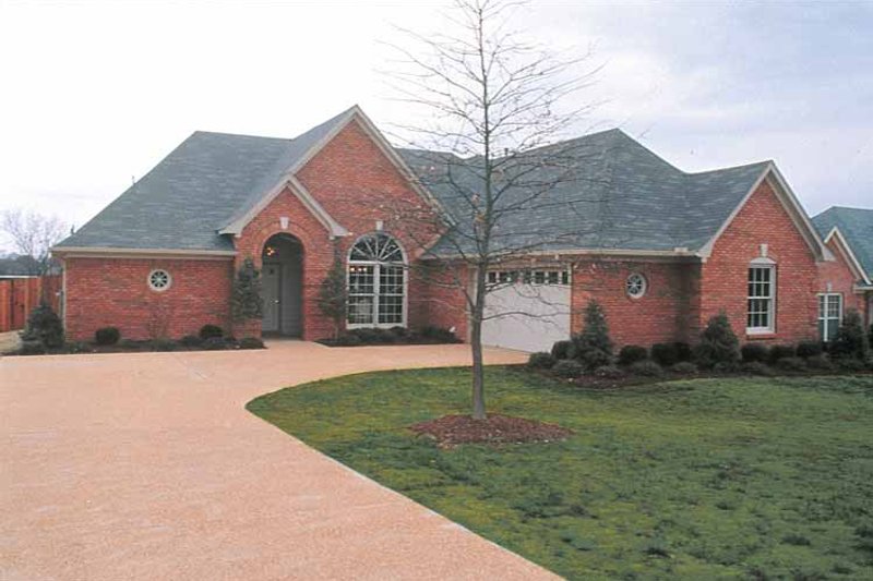 House Blueprint - Exterior - Front Elevation 4 for Traditional House Plan #952-105 - 3 bed, 2 bath