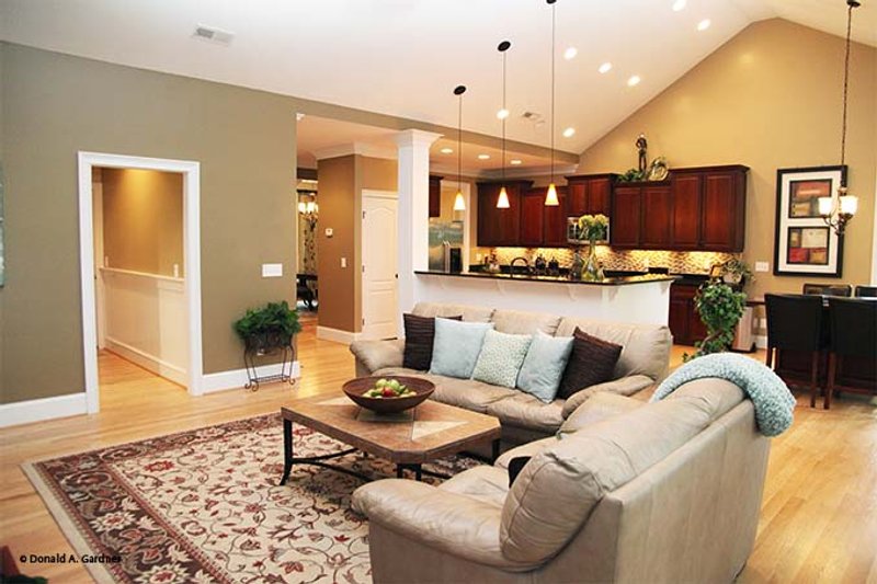 House Plan Design - Interior - Family Room 2 for Ranch House Plan #929-745 - 3 bed, 2 bath