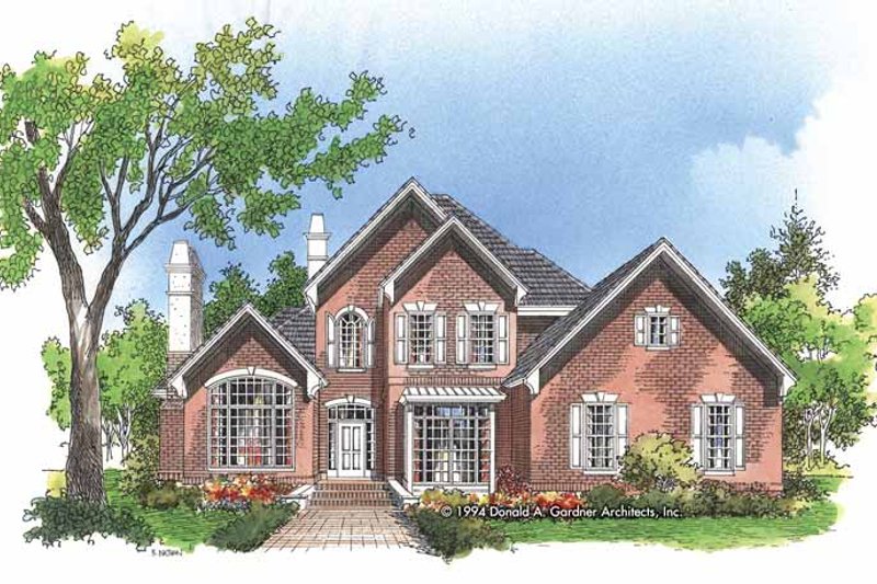 Traditional Style House Plan - 4 Beds 3 Baths 2833 Sq/Ft Plan #929-456