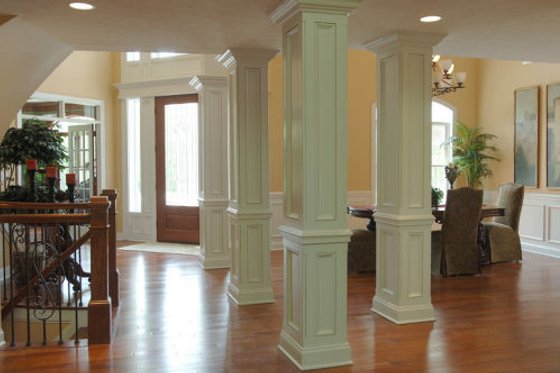 Photo 8 for Traditional House Plan #119-234 - 5 bed, 3 bath