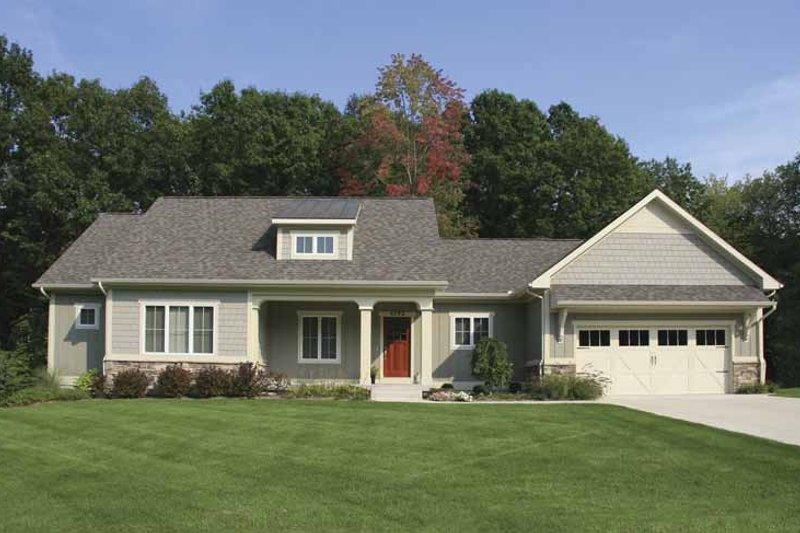 Architectural House Design - Craftsman Exterior - Front Elevation Plan #928-132