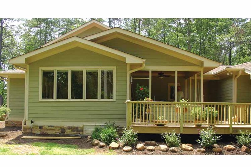 Dream House Plan - Exterior - Outdoor Living for Craftsman House Plan #939-12 - 4 bed, 3.5 bath