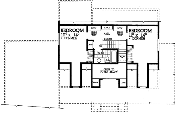House Blueprint - Traditional Floor Plan - Upper Floor Plan #72-945