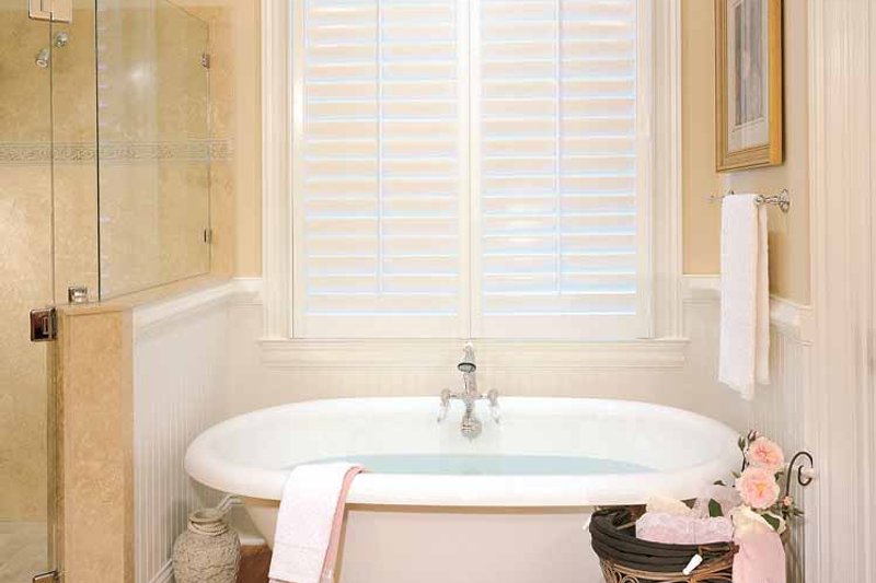 Architectural House Design - Interior - Bathroom for Classical House Plan #429-85 - 4 bed, 3.5 bath