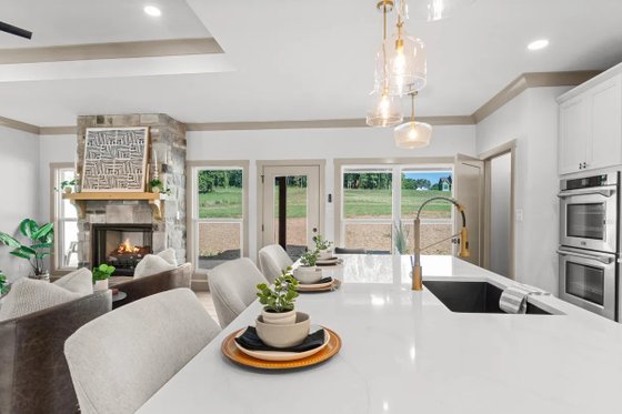 Interior - Other 4 for Traditional House Plan #123-123 - 4 bed, 3.5 bath