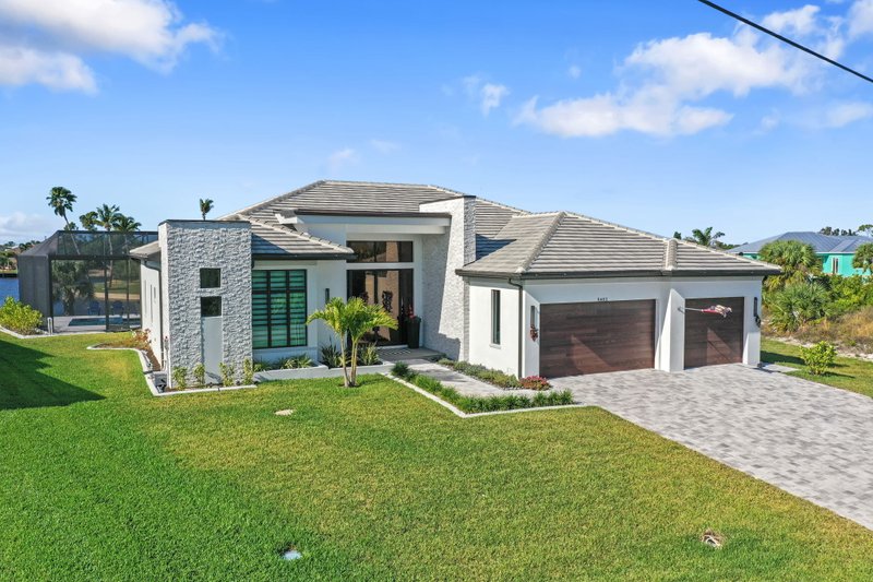 House Blueprint - Exterior - Front Elevation 5 for Contemporary House Plan #930-533 - 3 bed, 3 bath