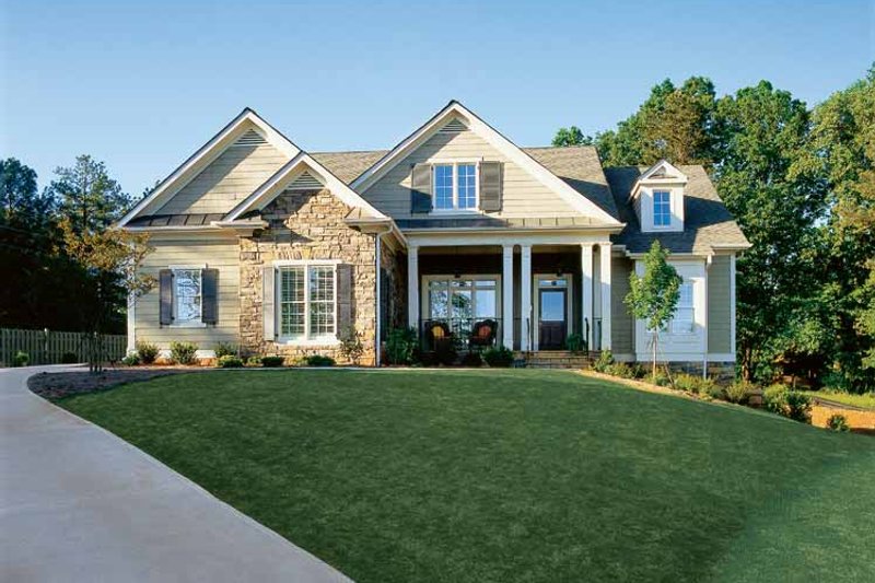 Home Plan - Craftsman Exterior - Front Elevation Plan #927-917