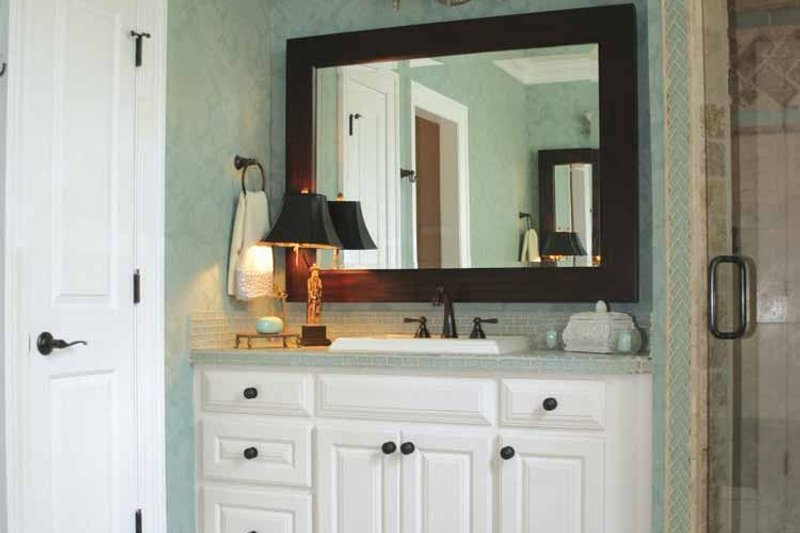 Dream House Plan - Interior - Bathroom for Country House Plan #927-274 - 3 bed, 2.5 bath