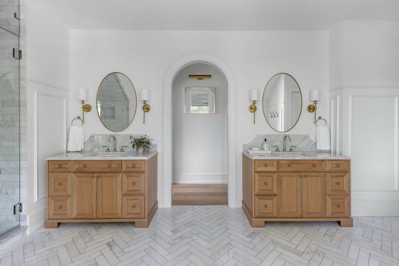 House Blueprint - Interior - Master Bathroom for Farmhouse House Plan #1114-97 - 4 bed, 3.5 bath