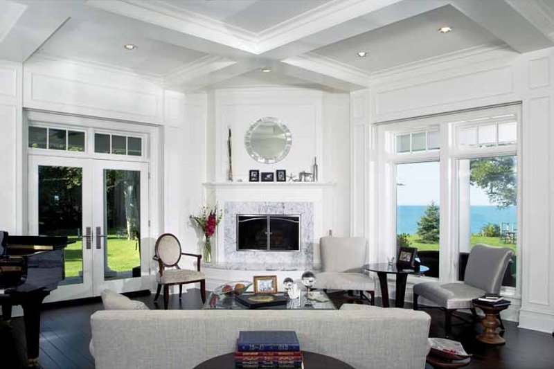 Home Plan - Interior - Family Room 1 for Craftsman House Plan #928-232 - 3 bed, 3.5 bath