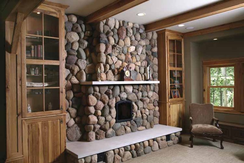 House Design - Interior - Family Room for Traditional House Plan #928-33 - 5 bed, 4.5 bath